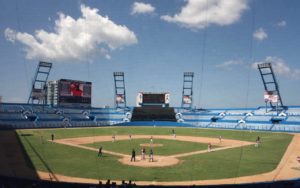 Read more about the article Baseball in Havanna